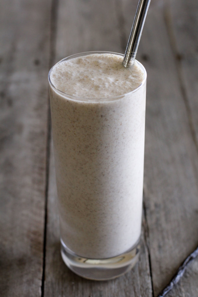 Vanilla bean chia shake