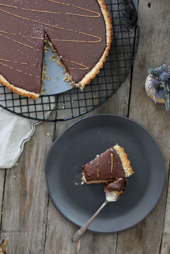 Chocolate Almond Macaroon Tart - Jessi's Kitchen