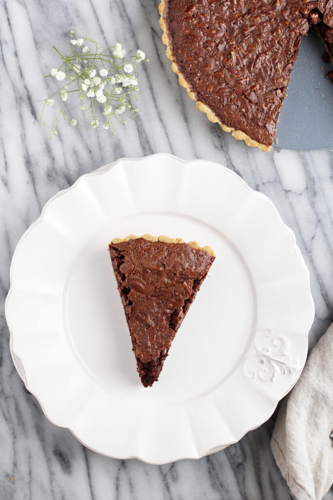 Gluten Free Chocolate Bourbon Pecan Pie: Jessi's Kitchen