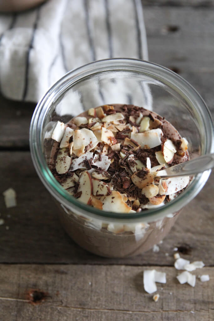 Toasted Almond Joy Chocolate Chia Shake: Jessi's Kitchen