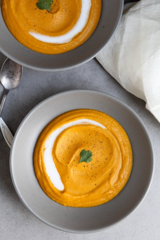 Thai Red Curry Coconut Carrot Soup: Jessi's Kitchen