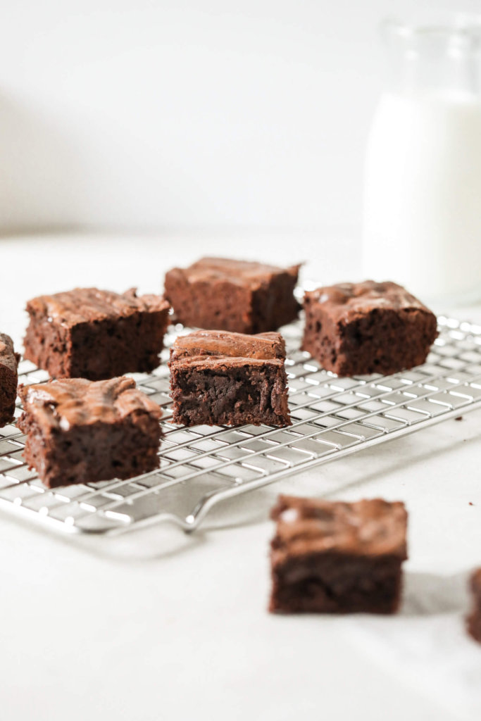 How to Make Fudgy Oat Flour Brownies: Jessi's Kitchen