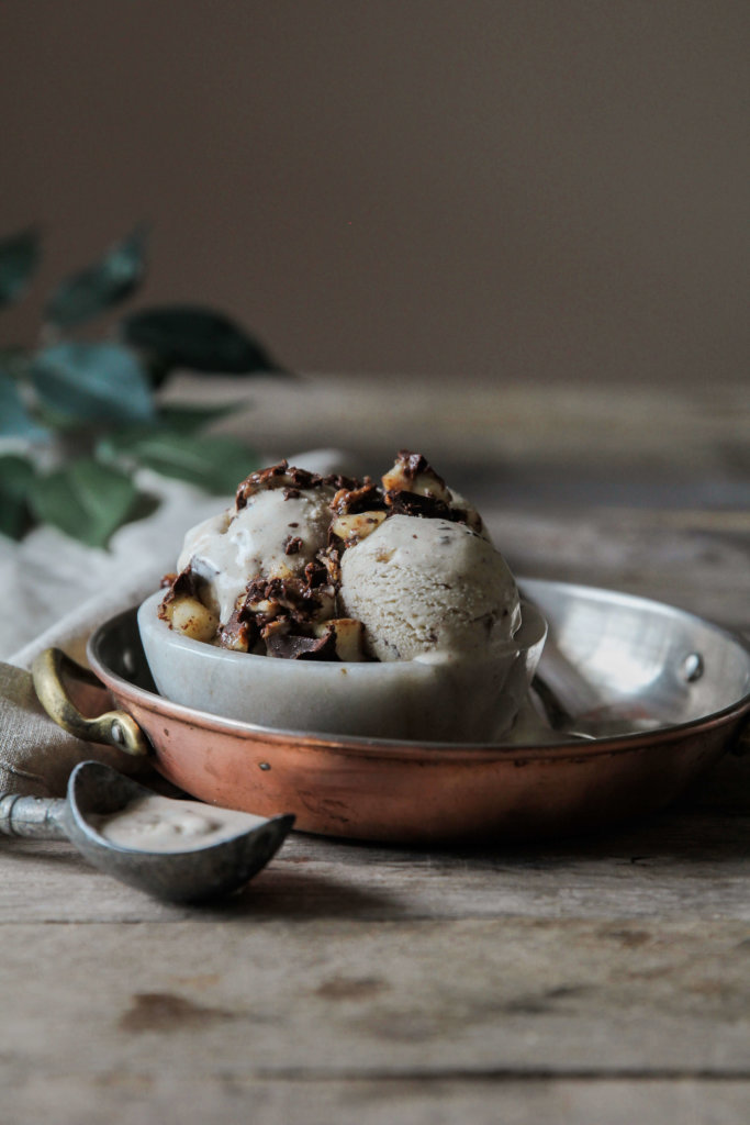 Vanilla Almond Butter Ice Cream with Dark Chocolate Banana Bark: Jessi's Kitchen