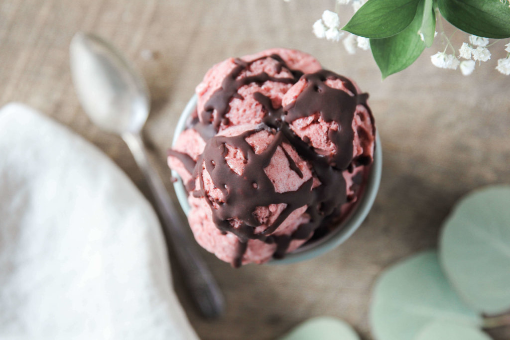 Chocolate Cherry Banana Ice Cream: Jessi's Kitchen