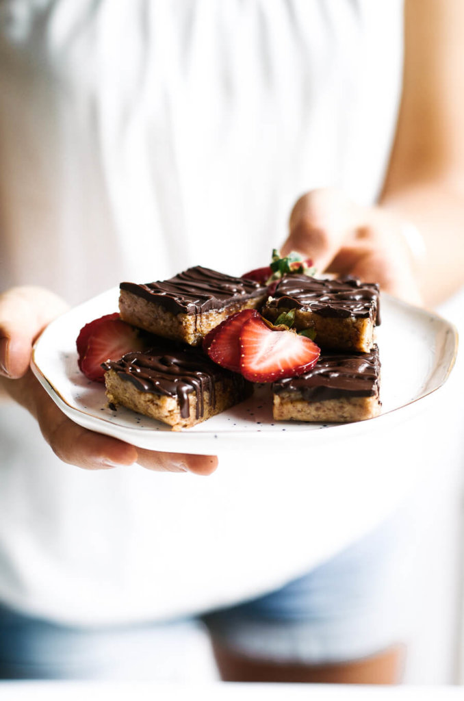 Paleo “Peanut Butter” Protein Bars: Paleo & Gluten Free Eats