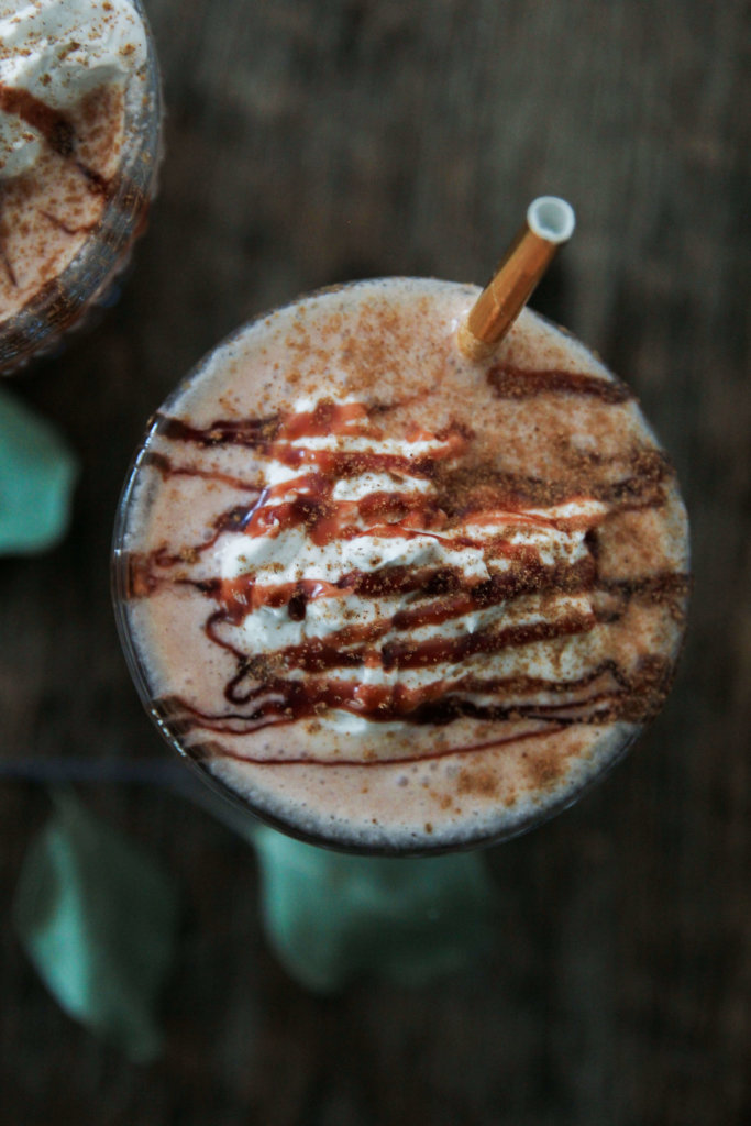 Vegan Caramel Apple Milkshakes: Jessi's Kitchen