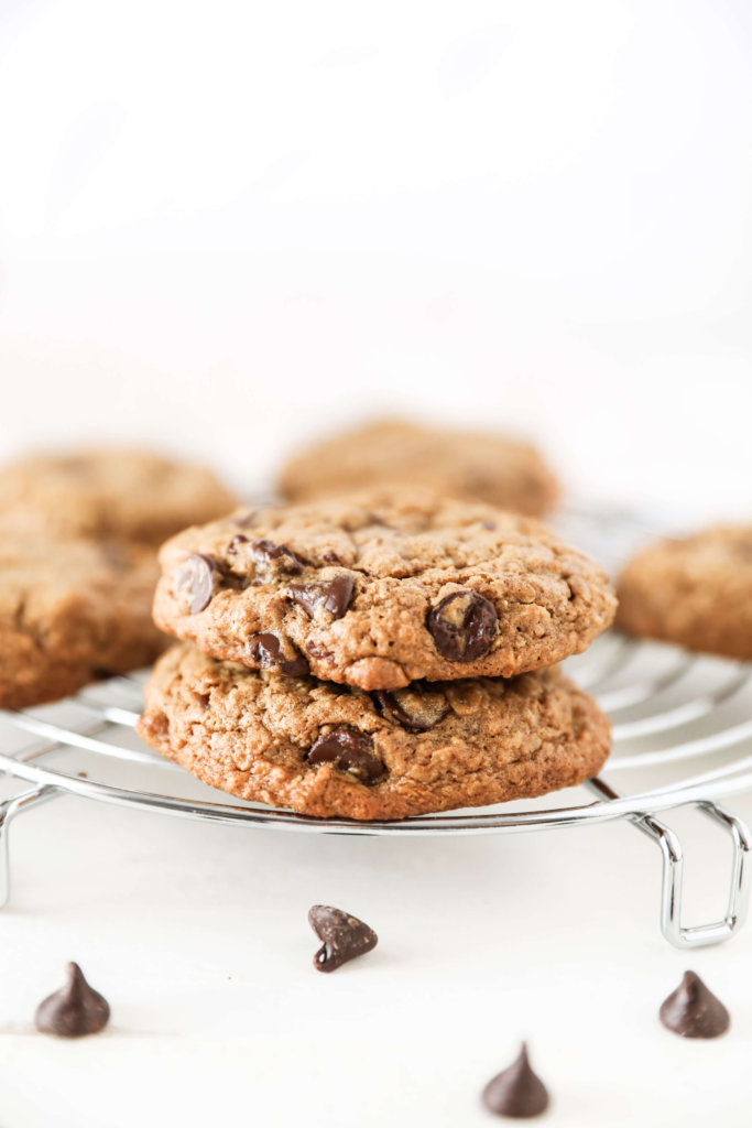 Gluten-free Chocolate Chip Oatmeal Cookies: Jessi's Kitchen